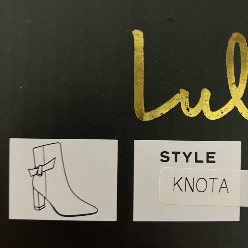 Lulus | Knota Black Pointed Toe Booties - Picture 7 of 8